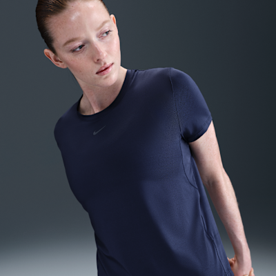 Nike One Classic Women's Dri-FIT Short-Sleeve Top. Nike.com